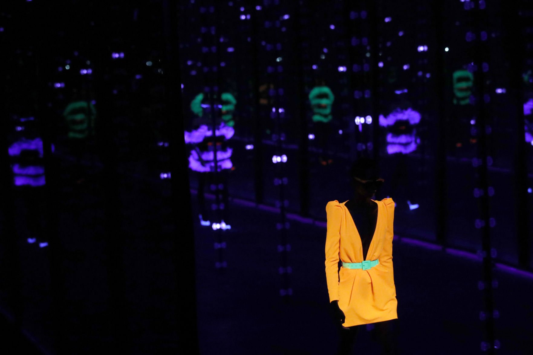 Paris Fashion 2019 F/W Saint Laurent